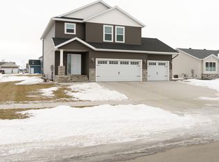 1103 24th Ave W, West Fargo, ND 58078