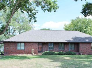 431 Fair Oaks Dr, South Sioux City, NE 68776