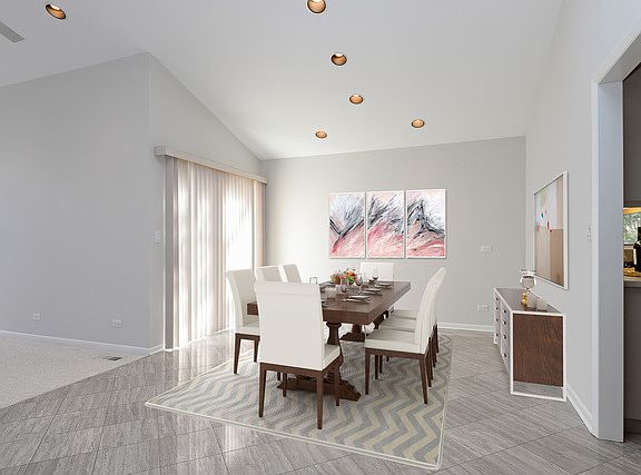 3rd image of 765 Carlyle Ct