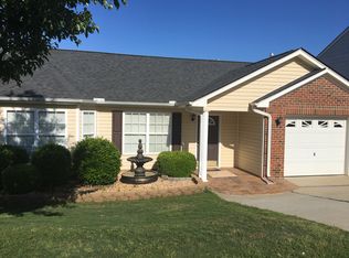 22 Seaside Ln, Greer, SC 29650