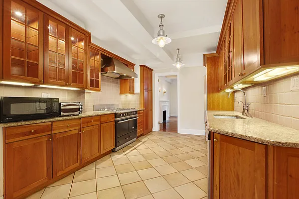 Sold by Corcoran | media 17