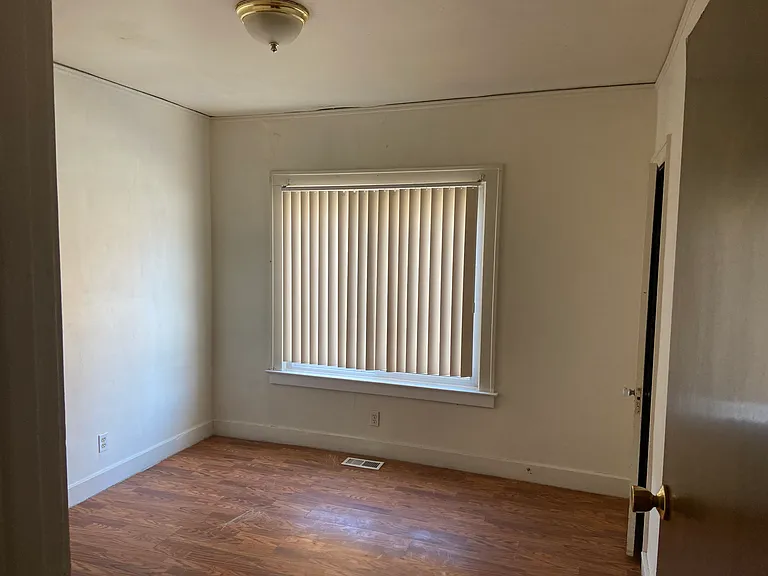 850 W Huron St — Photo 5
