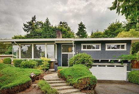1st image of 14223 NE 80th Pl