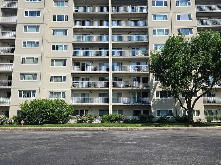 200 Cove Way #120 — Photo 25