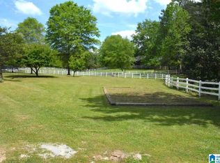 78 Lake Kathryn Dr, Sterrett, AL 35147