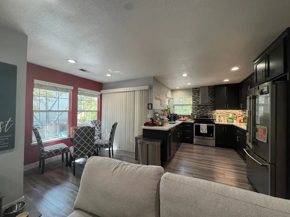 Aggie Properties - Residential, 231 3rd St APT 3, Davis, CA 95616