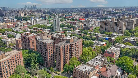 209 Clinton Avenue, #1D