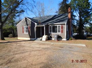 4711 Randall St, Winston Salem, NC 27104