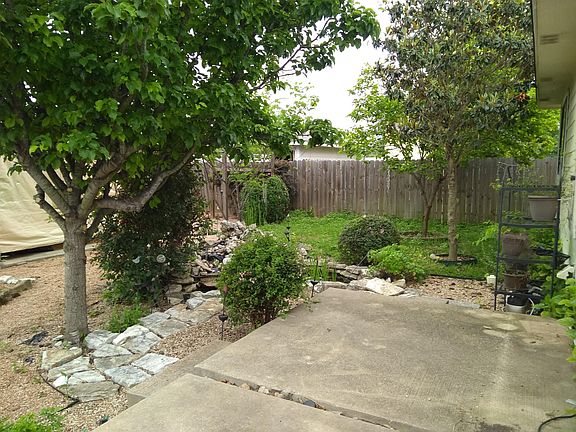 3rd image of 108 Wild Senna Dr