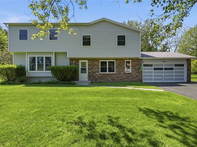 1441 Loughton Dr, Webster, NY, 14580