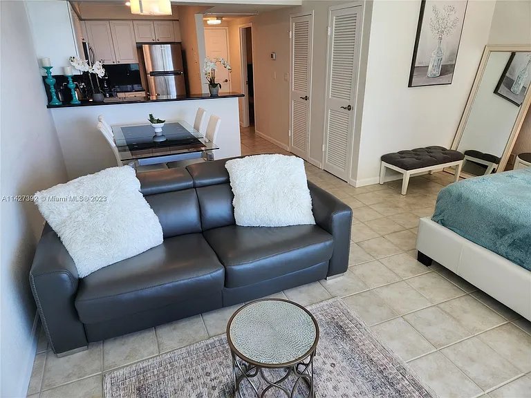 2501 S Ocean Dr #512 — Photo 5