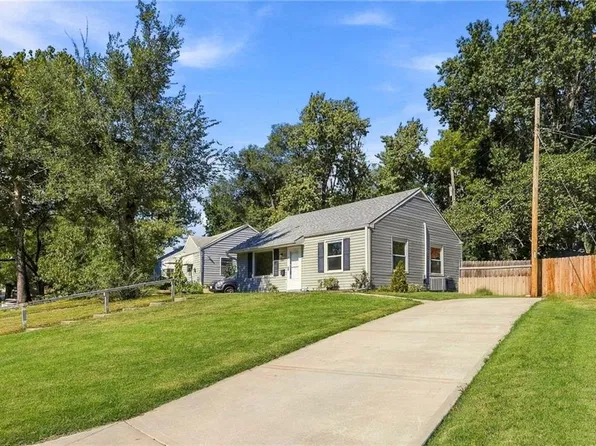 4802 Vista St, Kansas City, KS 66106
