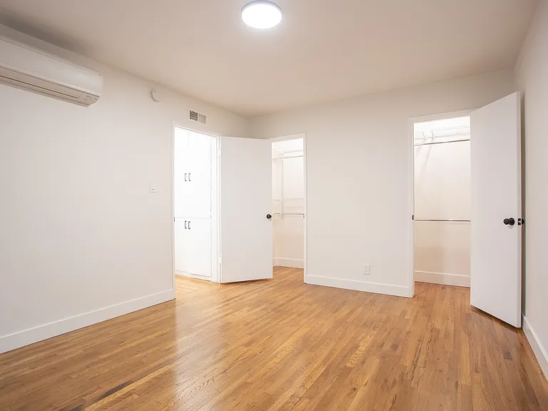 1211 N Detroit St #2 — Photo 8