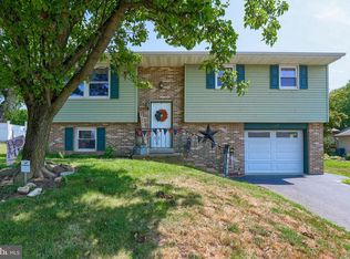 157 Pheasant Dr, Columbia, PA 17512