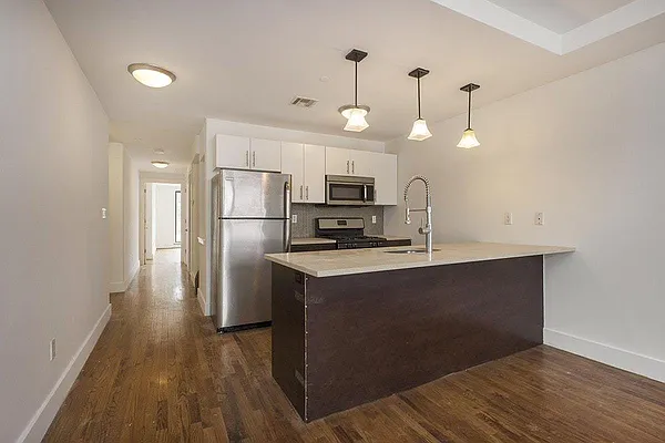 Rented by Bold Marketing | media 20