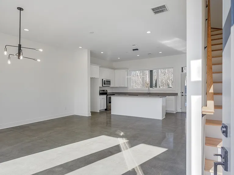 1523 Yarra St #1523 — Photo 5