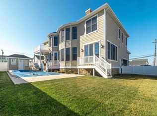 9401 Pacific Ave, Wildwood Crest, NJ 08260