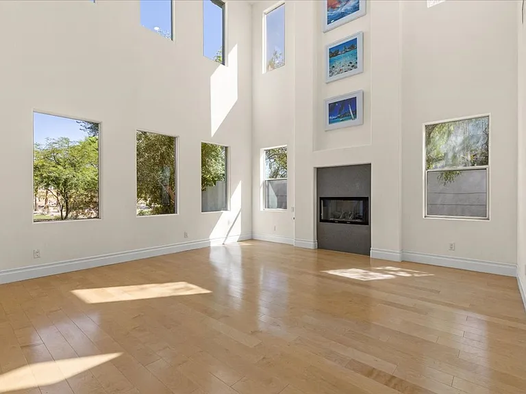 3043 Red Springs Dr — Photo 7