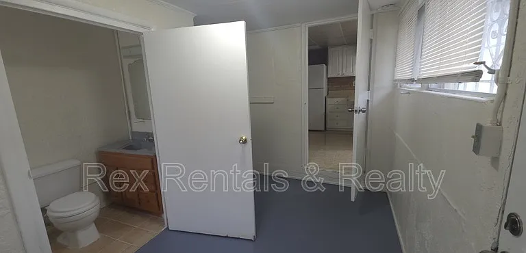 6559 Bougainvilla Ave S — Photo 4