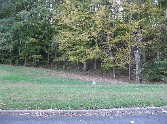 1st image of Victor Dr