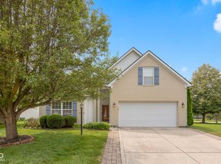 13940 Sassafern Dr, Carmel, IN