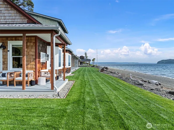 683 Kamus Drive, Fox Island, WA 98333