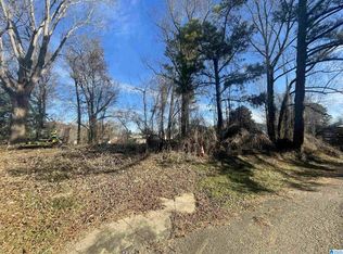 142 6th Ct SW #142, Graysville, AL 35073