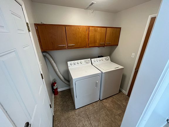 5th image of 372 Alice Ave #3