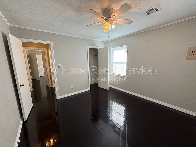 1516 Park Cir — Photo 13
