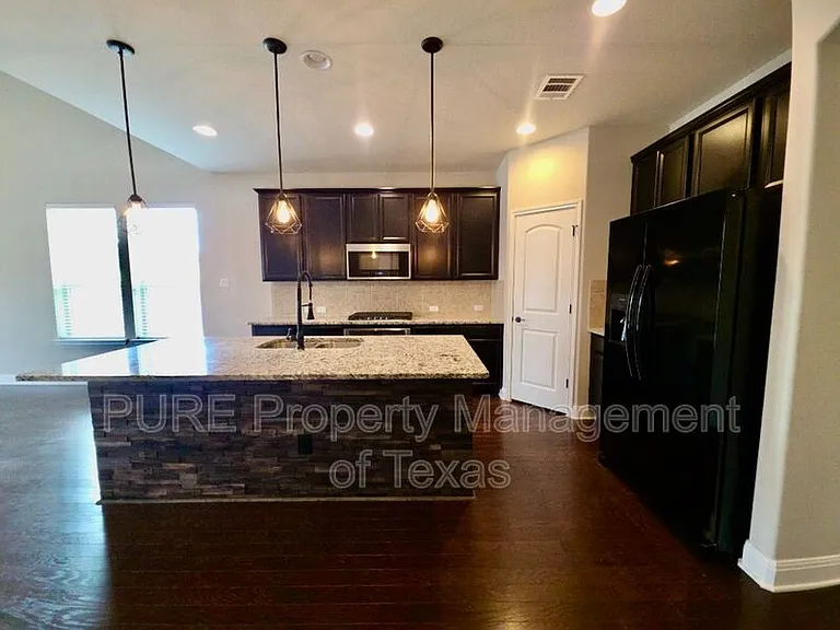 205 Methodius Dr — Photo 11
