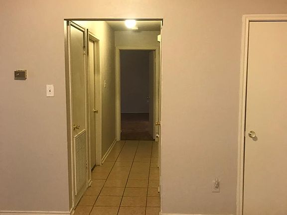 3rd image of 11739 Capotillo St Ste 1