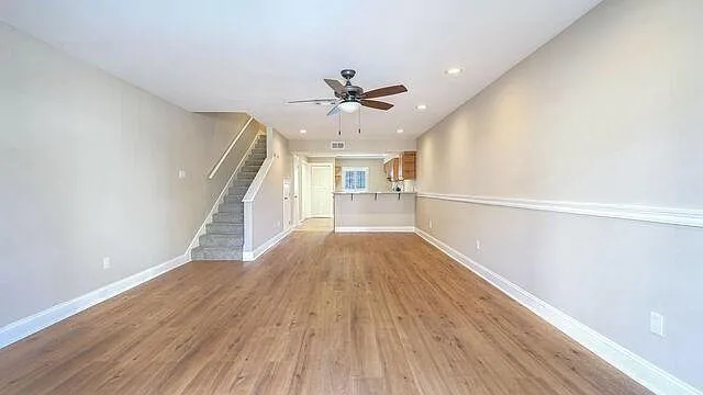 2 bed, 2.5 bath, 1219 sqft, $1,800 — Photo 4