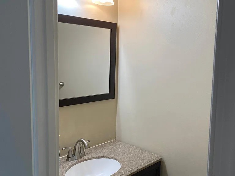 17 Hidden Cove Ct — Photo 28