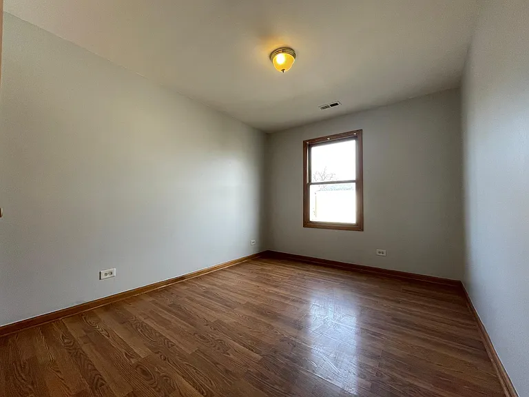 3333 W Fulton Blvd #3 — Photo 6