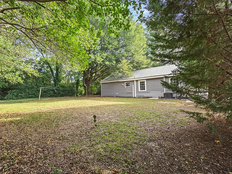 1601 Camden Rd — Photo 16
