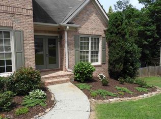 708 Chestnut Ln, Canton, GA 30114