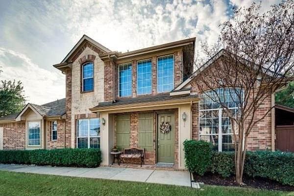 1st image of 4141 Cobblestone Dr