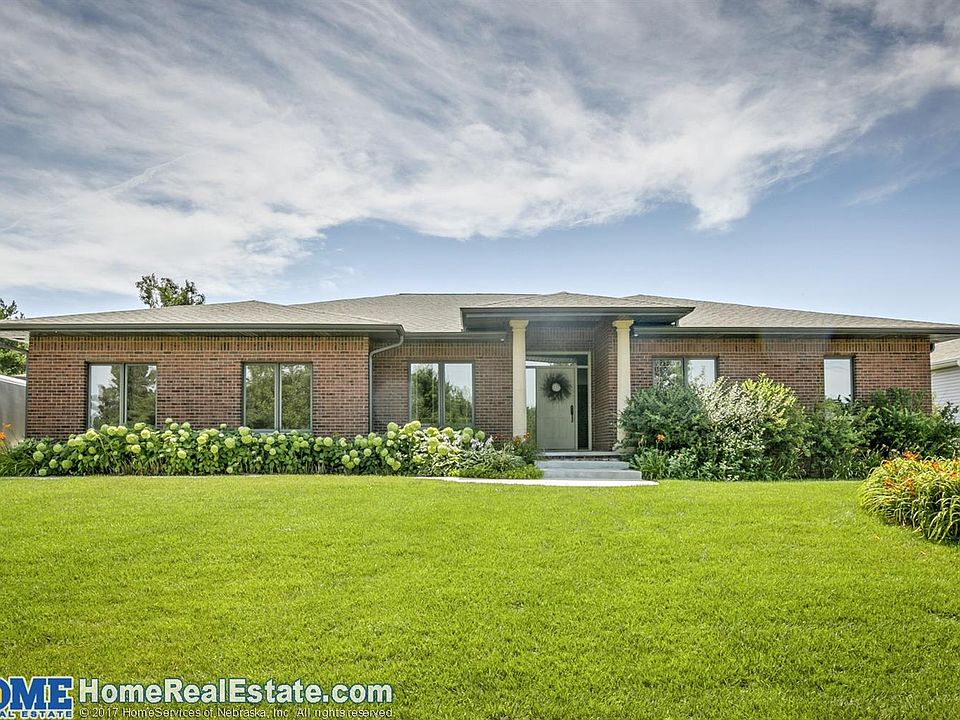 1st image of 8821 Augusta Dr