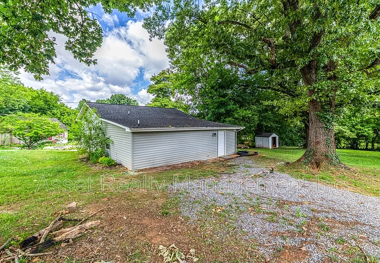 2208 Sanderson Rd #101 — Photo 3