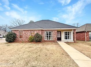 211 David St, Pearl, MS 39208