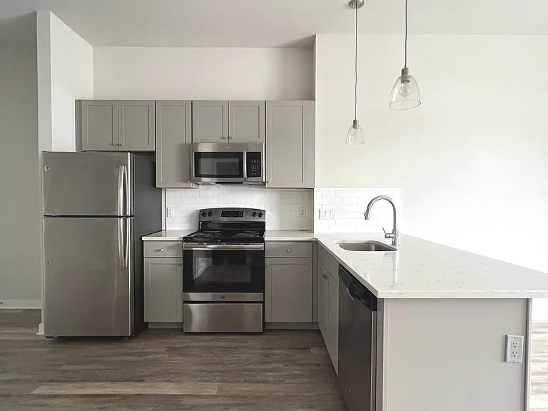 4912 Baltimore Ave #2R — Photo 1