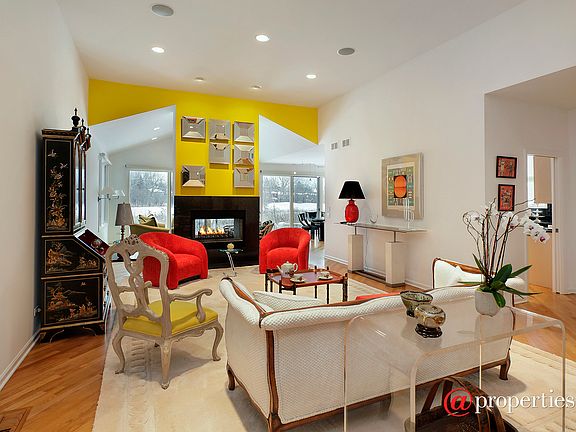 4th image of 2551 Augusta Way