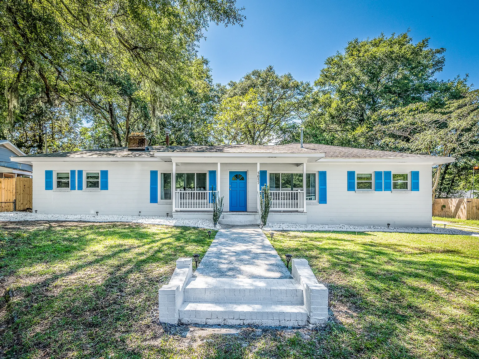 5057 Walker St — Photo 1