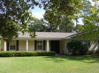 114 Camellia Dr, Dothan, AL 36303