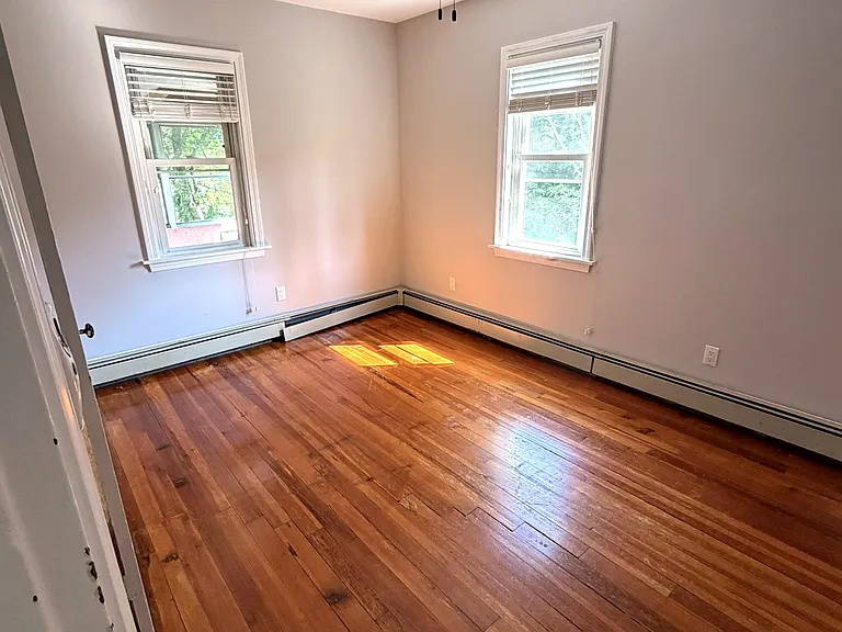 Bedroom #1