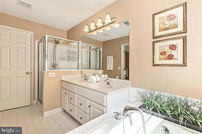 19411 Rayfield Dr — Photo 15