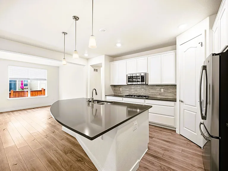 10054 E 59th Ave — Photo 9