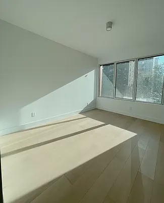 Rented by Nest Seekers International | media 35