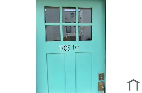 Building Photo - 1705 1/4 W 20th St