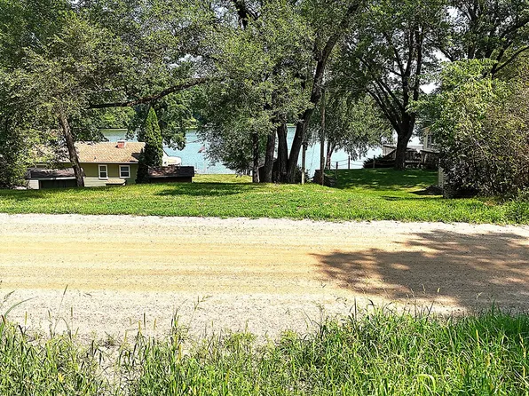 16 107th St NW, South Haven, MN 55382